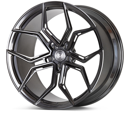 Les ciseaux argentés d'Audi Forged Wheels Polish Aluminum de visage noir forment 22x9.5