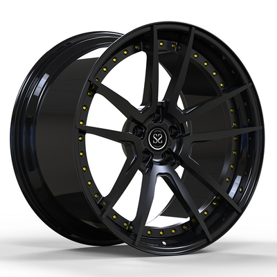 Les roues forgées en 2 pièces, en noir pour BMW 740 Le.